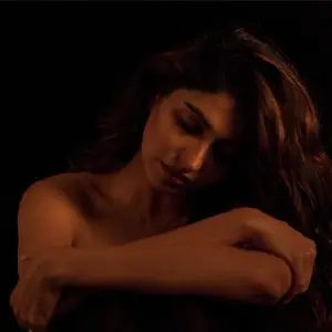 Savera - Single image